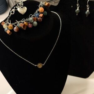 Handmade 3 piece necklace,Bracelet and earring set with semiprecious gemstones